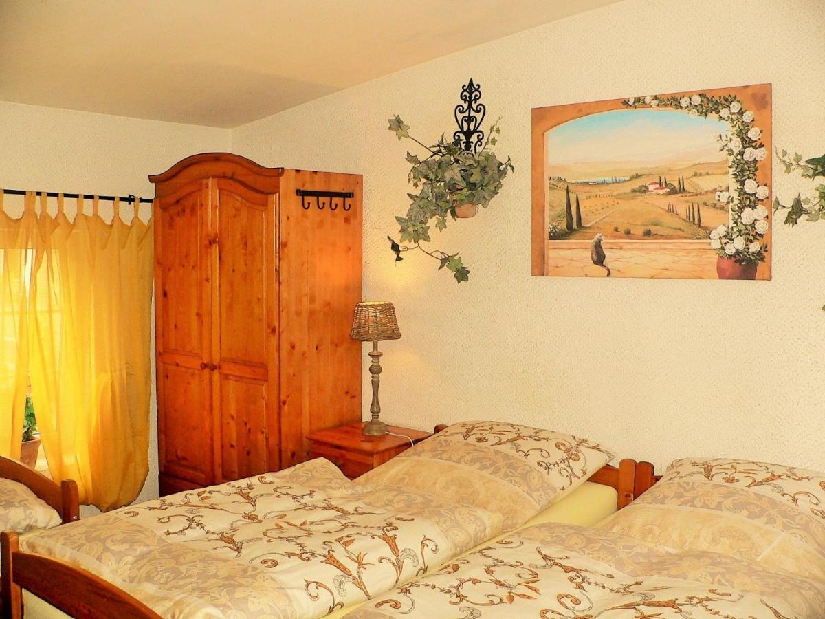 Ferienhaus Kutscherhaus Casa Chabeli - Berlin, Max 11 Personen