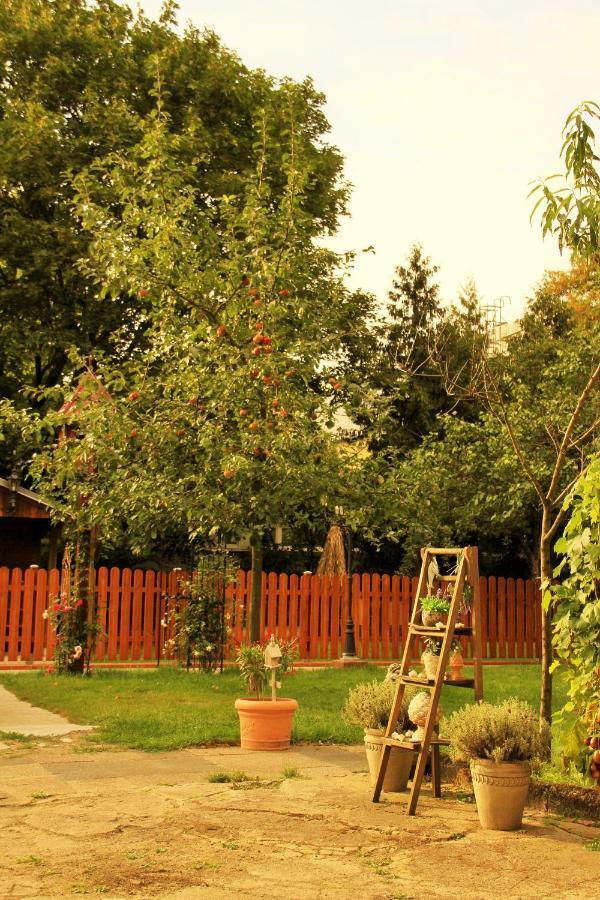 Ferienhaus Kutscherhaus Casa Chabeli - Berlin, Max 11 Personen *