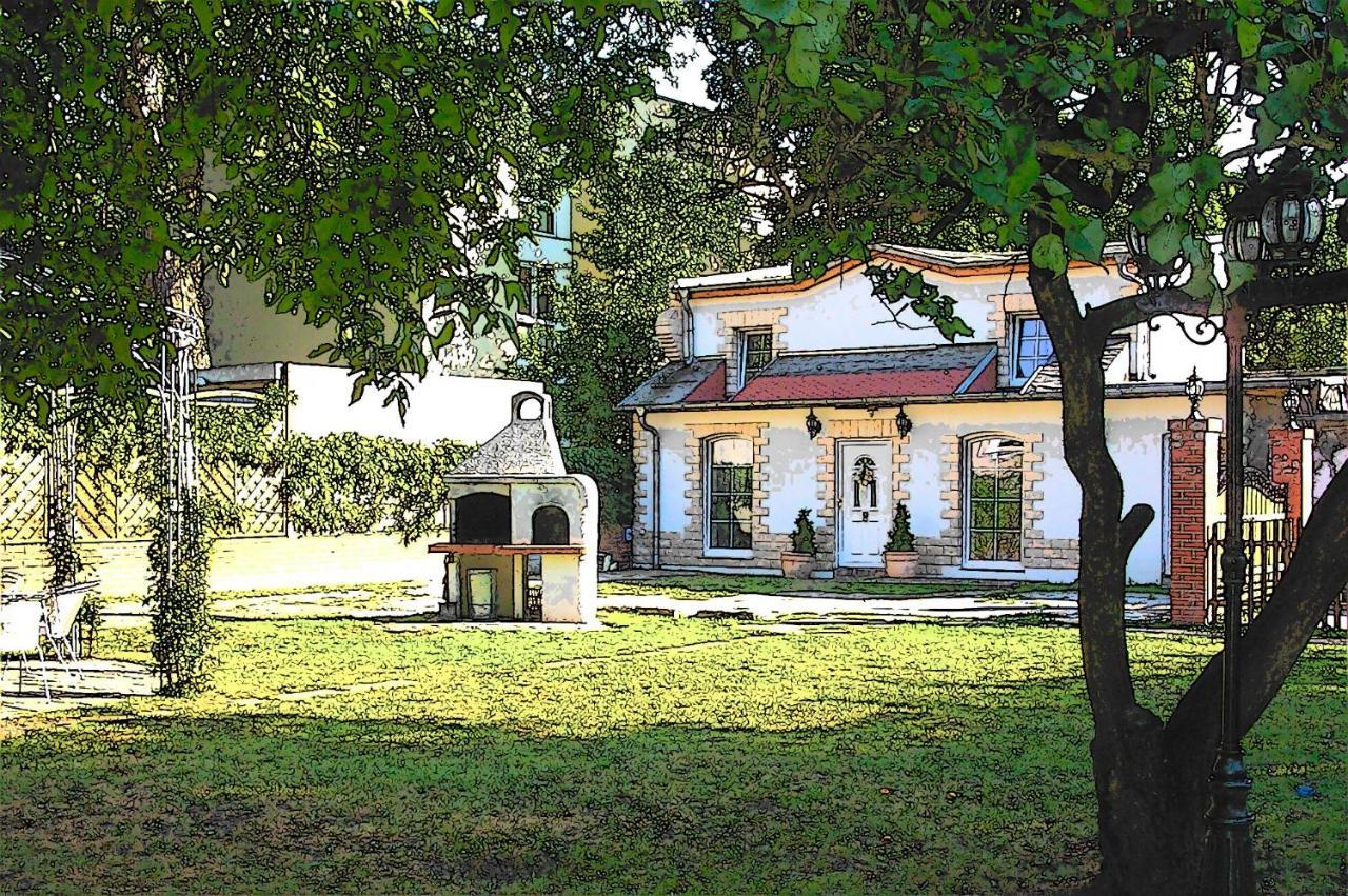 Ferienhaus Kutscherhaus Casa Chabeli - Berlin, Max 11 Personen