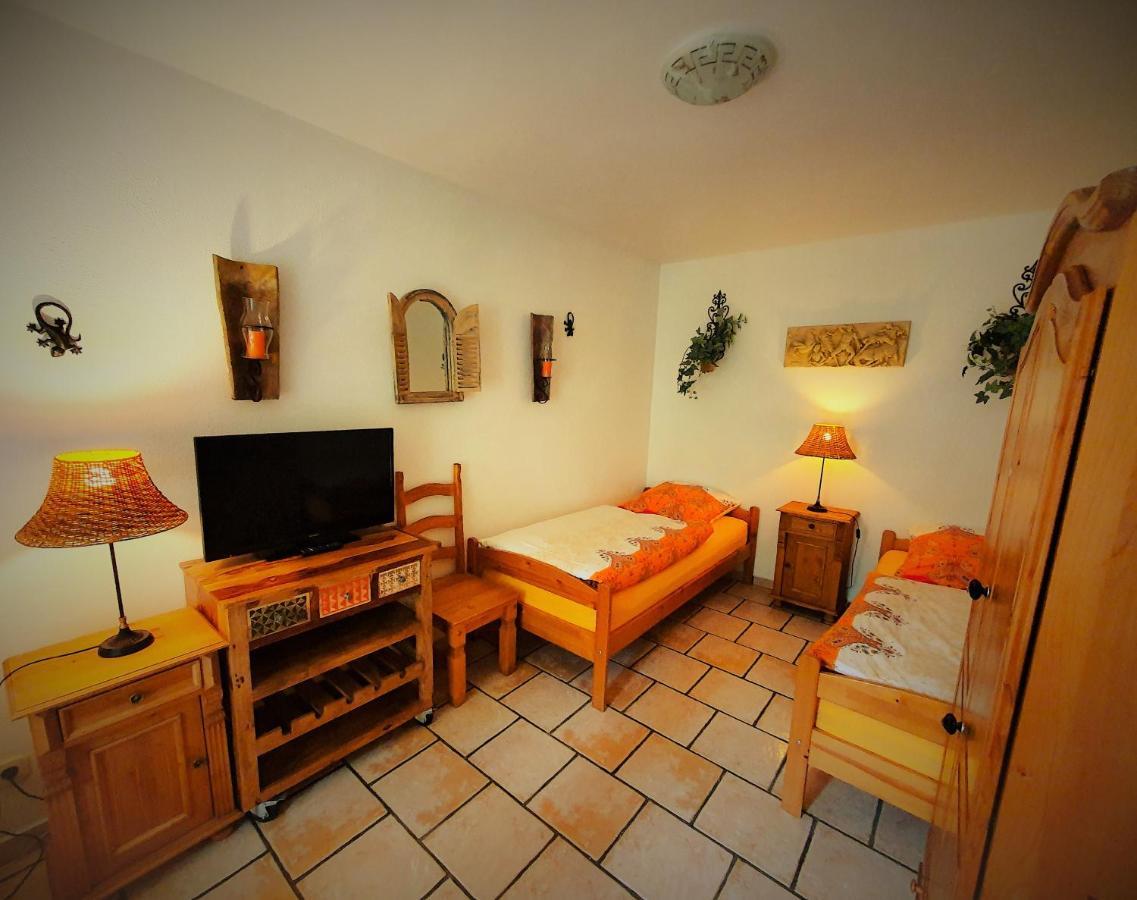Vakantiehuis Ferienhaus Kutscherhaus Casa Chabeli - Berlin, Max 11 Personen *